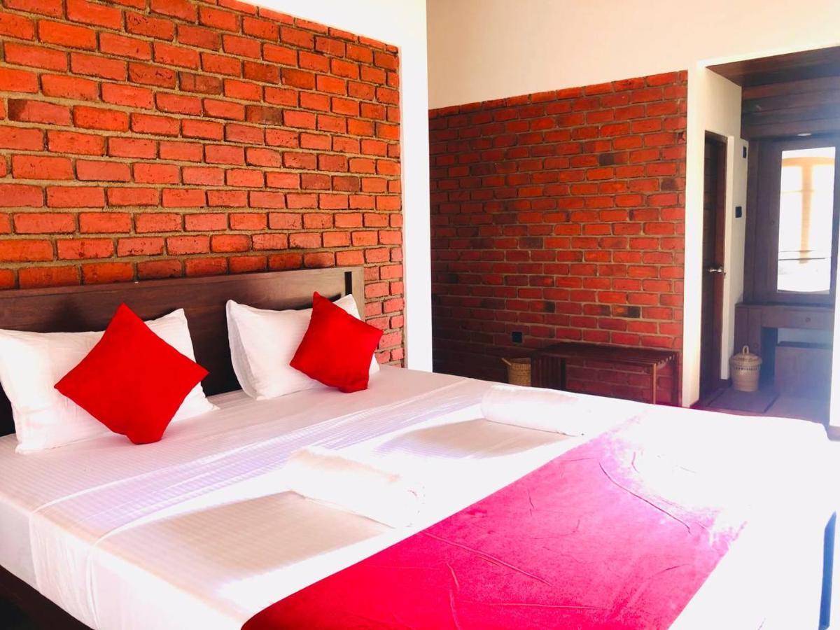 Lolu Village Resort Anuradhapura Bagian luar foto