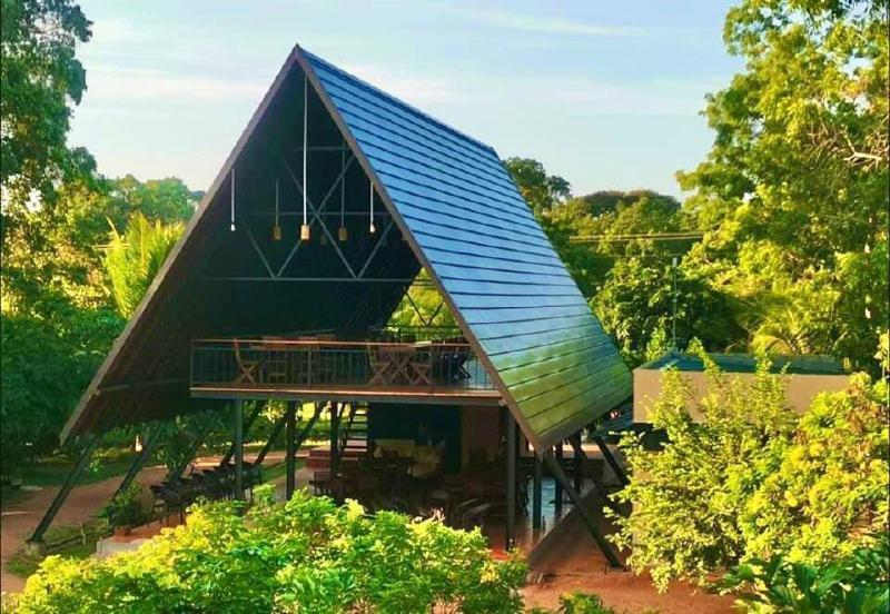 Lolu Village Resort Anuradhapura Bagian luar foto